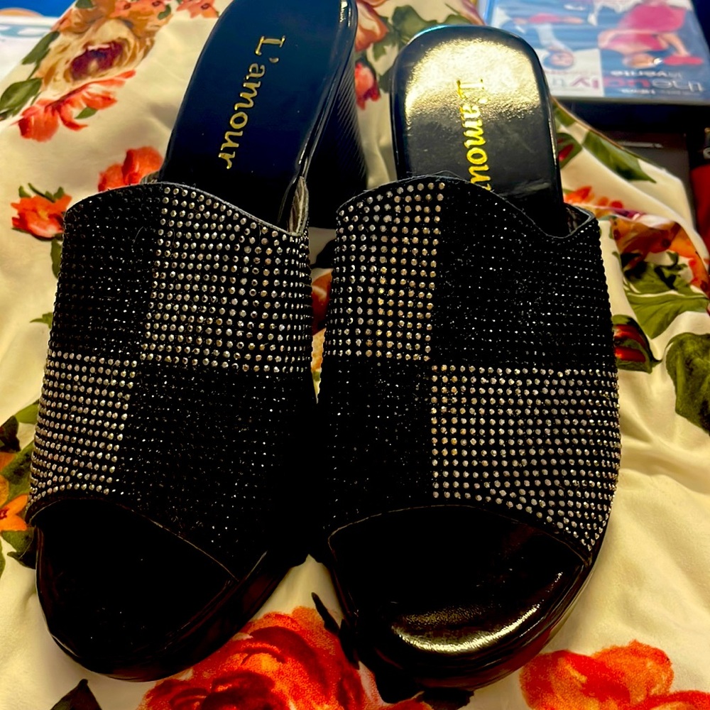2 in clunky heel sandal